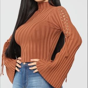Bell sleeve ribbed Sweater Rust